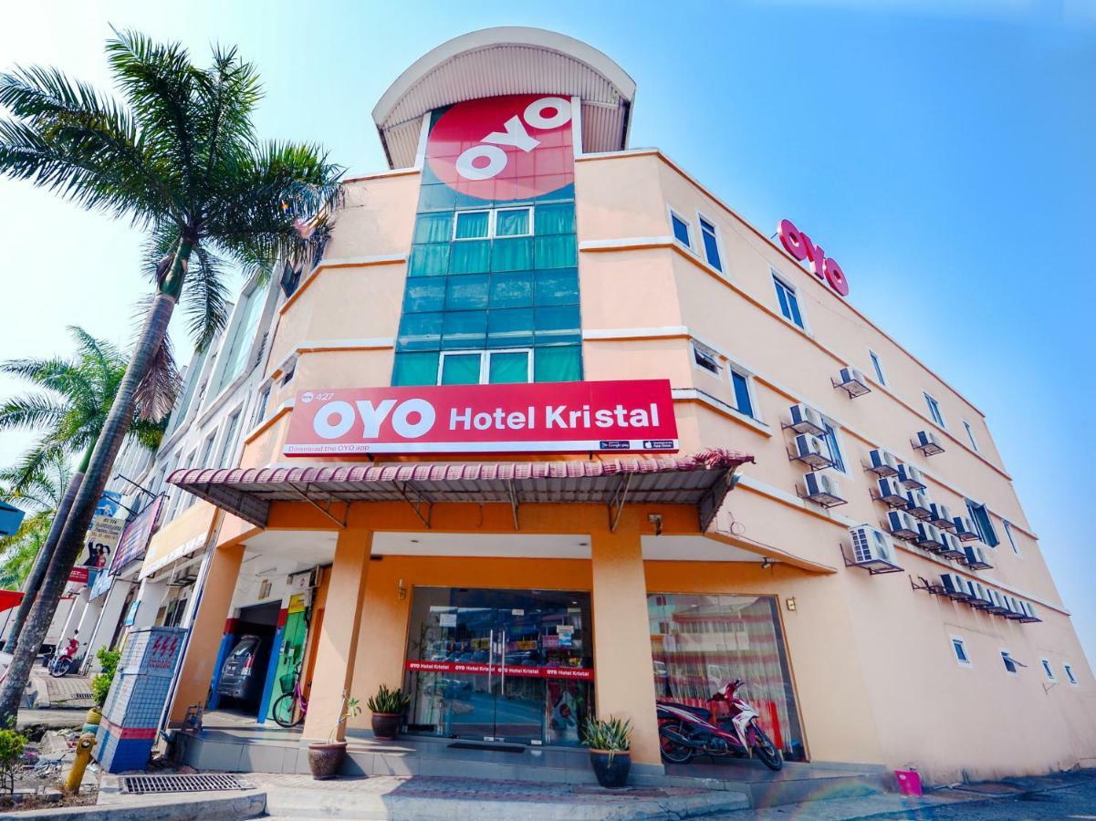 Hotel Kristal Rawang Bagian luar foto